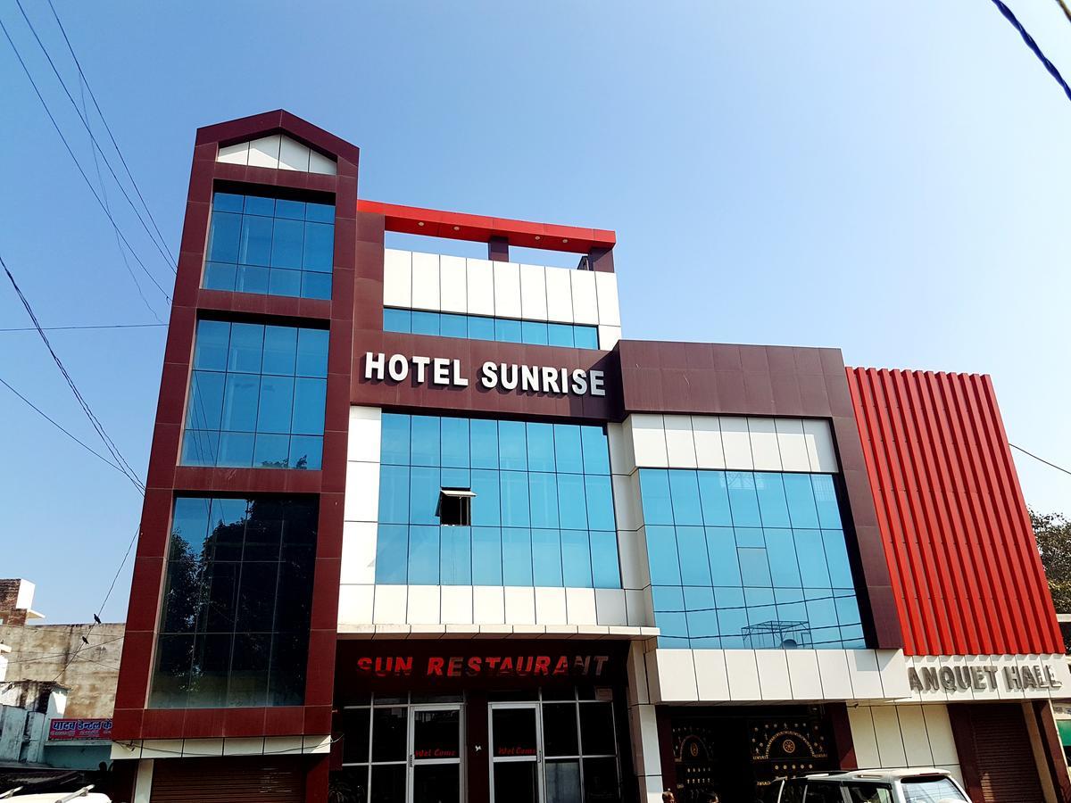 Hotel Sunrise Orai Exterior photo