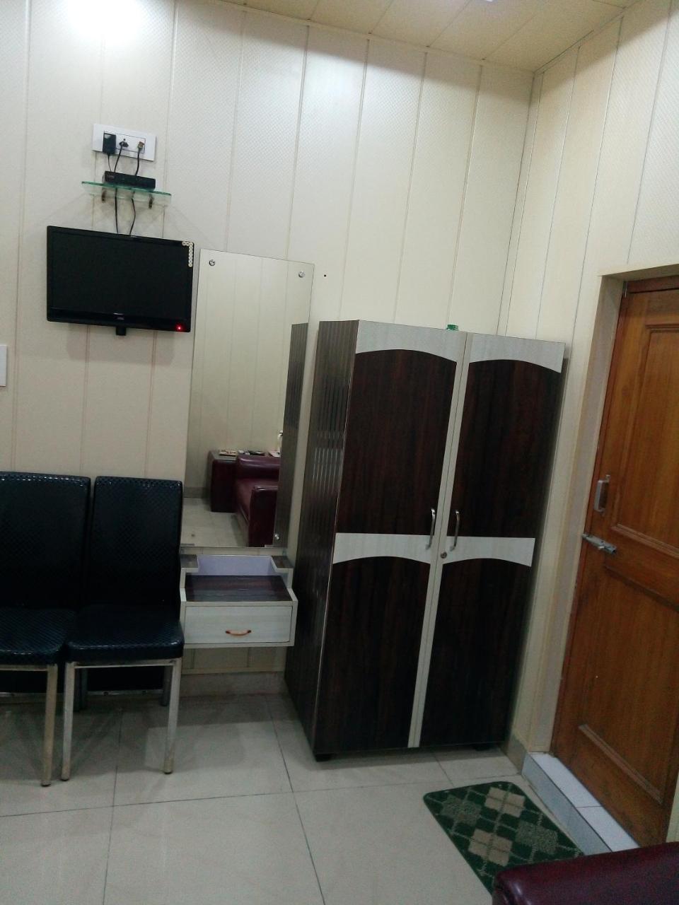 Hotel Sunrise Orai Exterior photo