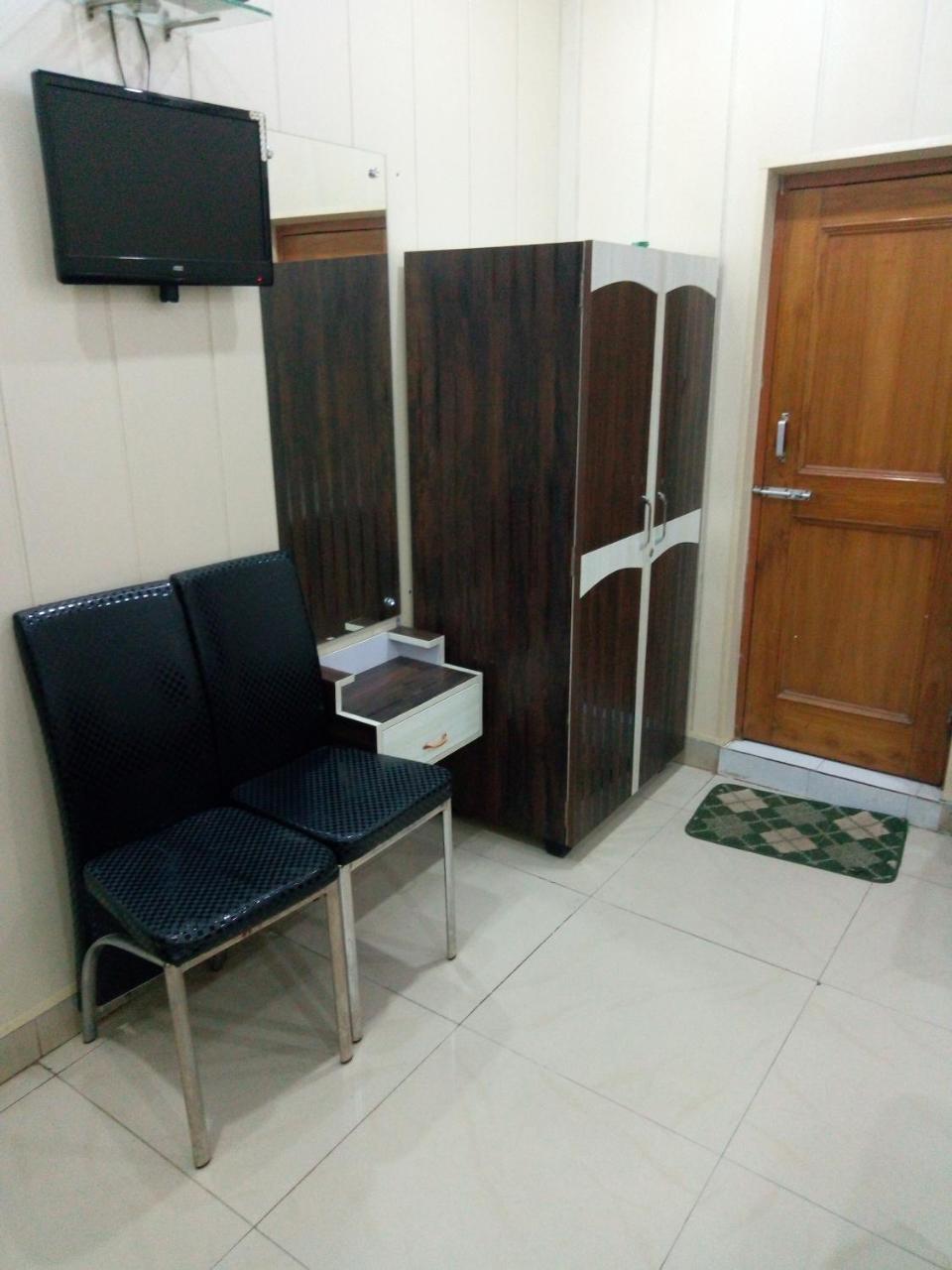 Hotel Sunrise Orai Exterior photo